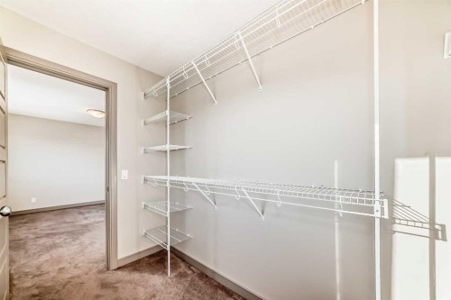 47 Evansglen Circle Nw, Calgary, AB - Indoor With Storage