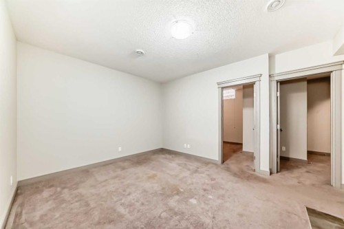 47 Evansglen Circle Nw, Calgary, AB - Indoor Photo Showing Other Room