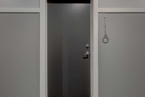 118-245 Edith Place Nw, Calgary, AB - Indoor