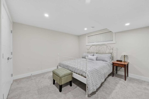 2720 41 Street Sw, Calgary, AB 