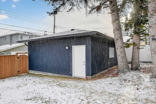 2720 41 Street Sw, Calgary, AB 