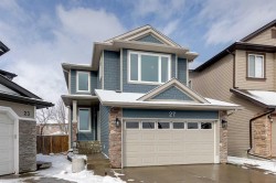 27 Everoak Bay SW Calgary, AB T2Y 0A2