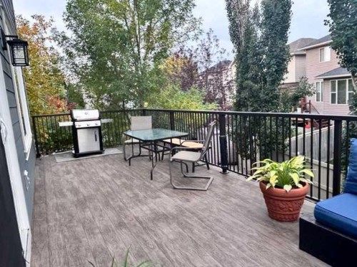 27 Everoak Bay Sw, Calgary, AB - Outdoor With Exterior