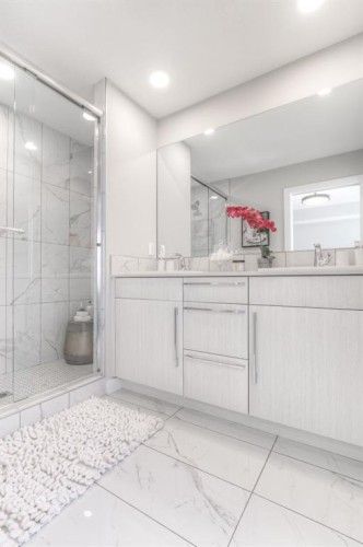 134 Rangeview Path Se, Calgary, AB - Indoor Photo Showing Bathroom