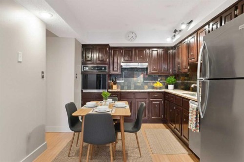 105-345 4 Avenue Ne, Calgary, AB - Indoor Photo Showing Other Room