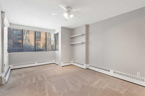 105-345 4 Avenue Ne, Calgary, AB - Indoor Photo Showing Other Room