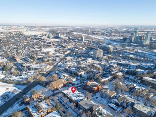 105-345 4 Avenue Ne, Calgary, AB - Outdoor With View