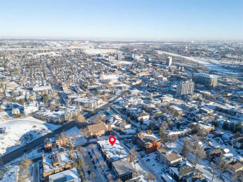 105-345 4 Avenue Ne, Calgary, AB - Outdoor With View