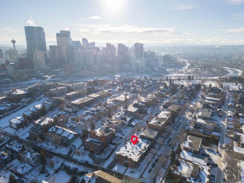 105-345 4 Avenue Ne, Calgary, AB - Outdoor With View