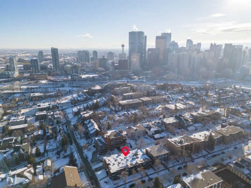 105-345 4 Avenue Ne, Calgary, AB - Outdoor With View