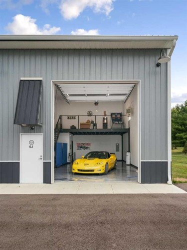 503 Railway Avenue Ne, Langdon, AB 