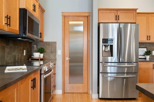 264 Windermere Drive, Chestermere, AB - Indoor Photo Showing Kitchen With Stainless Steel Kitchen