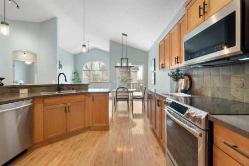 264 Windermere Drive, Chestermere, AB - Indoor Photo Showing Kitchen With Stainless Steel Kitchen