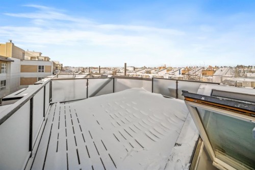 156 9 Street Ne, Calgary, AB - Outdoor