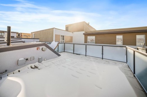156 9 Street Ne, Calgary, AB - Outdoor With Balcony With Exterior