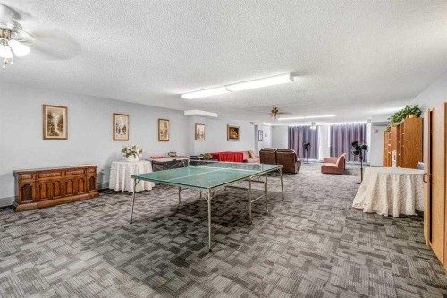 204-515 6 Street South, Lethbridge, AB - Indoor Photo Showing Other Room