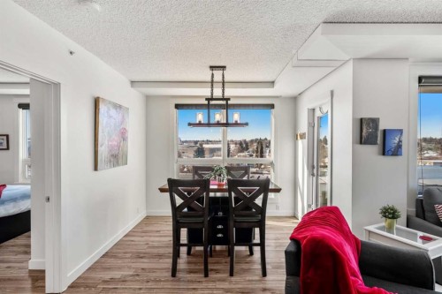 619-8710 Horton Road Sw, Calgary, AB - Indoor Photo Showing Dining Room