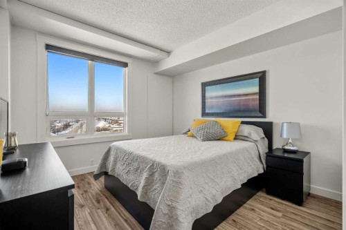 619-8710 Horton Road Sw, Calgary, AB - Indoor Photo Showing Bedroom