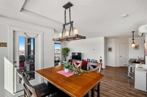 619-8710 Horton Road Sw, Calgary, AB - Indoor Photo Showing Dining Room