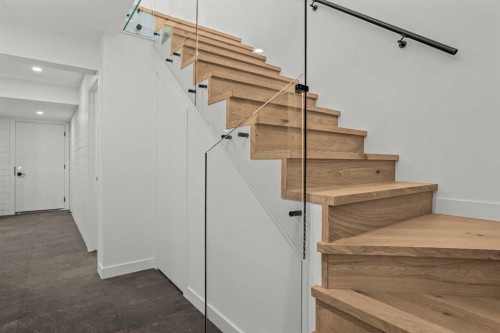 723 3Rd Street, Canmore, AB - Indoor Photo Showing Other Room