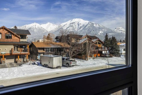 723 3Rd Street, Canmore, AB - Outdoor