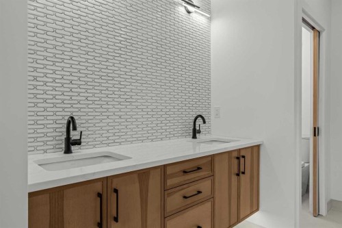 723 3Rd Street, Canmore, AB - Indoor