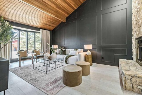 162 Woodbend Way, Okotoks, AB - Indoor