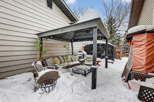 139 Hodson Crescent, Okotoks, AB - Outdoor With Exterior