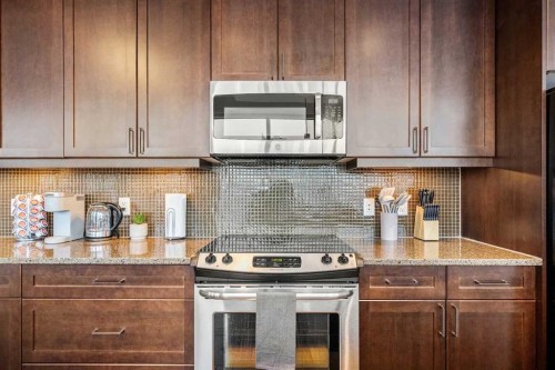 802-211 13 Avenue Se, Calgary, AB - Indoor Photo Showing Kitchen