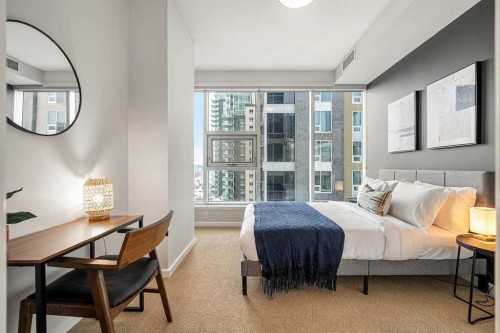 802-211 13 Avenue Se, Calgary, AB - Indoor Photo Showing Bedroom