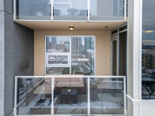 802-211 13 Avenue Se, Calgary, AB - Outdoor With Balcony