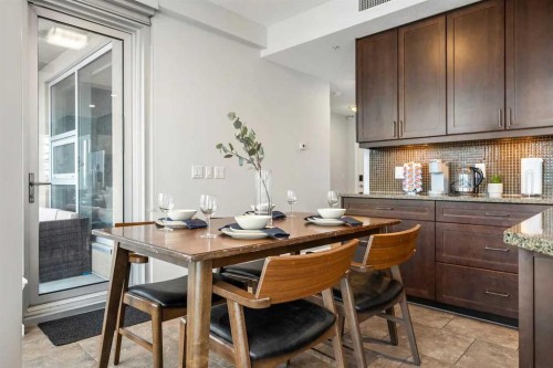 802-211 13 Avenue Se, Calgary, AB - Indoor Photo Showing Dining Room