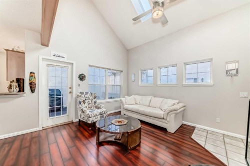 1906 Patterson View Sw, Calgary, AB - Indoor Photo Showing Living Room