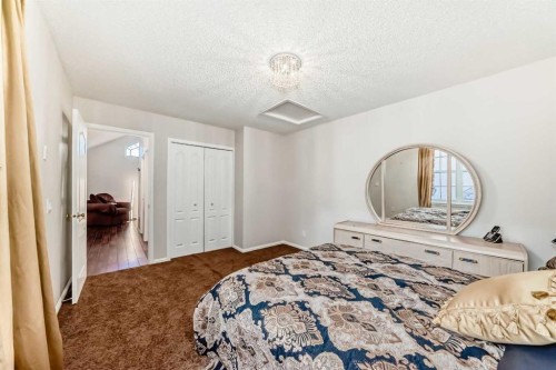 1906 Patterson View Sw, Calgary, AB - Indoor Photo Showing Bedroom