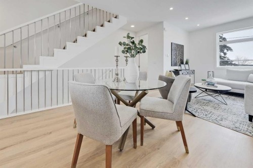 7-828 8 Avenue Ne, Calgary, AB - Indoor