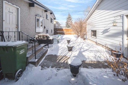 4012 Varsity Drive Nw, Calgary, AB - Outdoor With Exterior