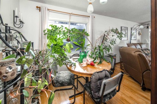 4012 Varsity Drive Nw, Calgary, AB - Indoor