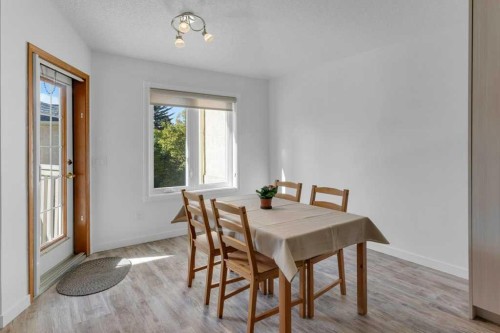 119 Edgepark Villas Nw, Calgary, AB - Indoor Photo Showing Dining Room