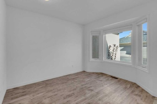 119 Edgepark Villas Nw, Calgary, AB - Indoor Photo Showing Other Room