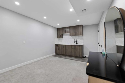 313 Falwood Way Ne, Calgary, AB - Indoor