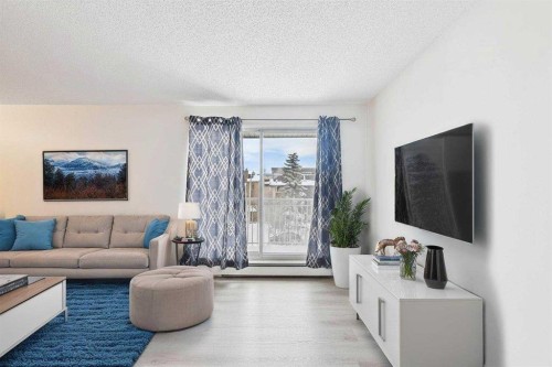313-1735 11 Avenue Sw, Calgary, AB - Indoor Photo Showing Living Room