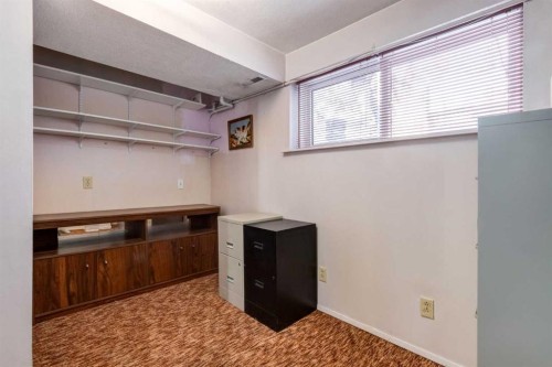 410 60 Avenue Ne, Calgary, AB - Indoor