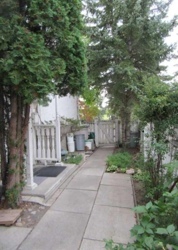 410 60 Avenue Ne, Calgary, AB - Outdoor