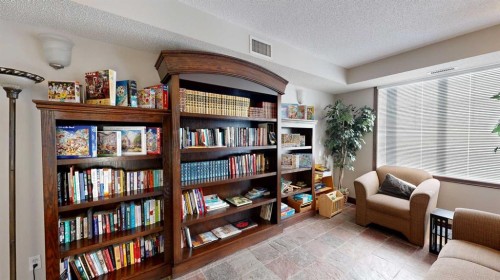 107-8 Prestwick Pond Terrace Se, Calgary, AB - Indoor Photo Showing Office