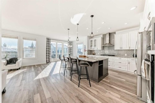 18 Mount Rae Place, Okotoks, AB - Indoor Photo Showing Kitchen With Upgraded Kitchen