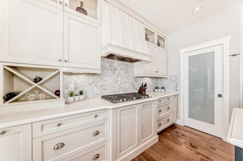 35 Mahogany Crescent Se, Calgary, AB - Indoor Photo Showing Kitchen