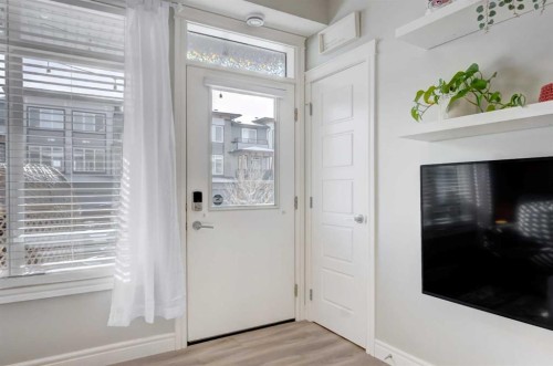 15-230 Seton Passage, Calgary, AB - Indoor Photo Showing Other Room