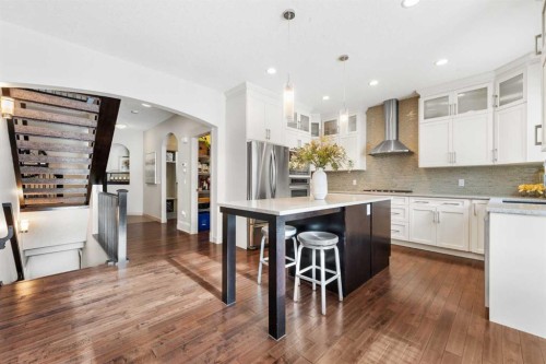 35 Aspenshire Drive Sw, Calgary, AB - Indoor Photo Showing Kitchen With Upgraded Kitchen
