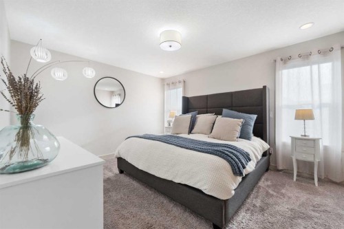 35 Aspenshire Drive Sw, Calgary, AB - Indoor Photo Showing Bedroom