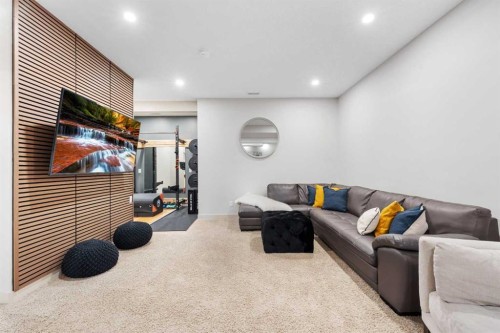 35 Aspenshire Drive Sw, Calgary, AB - Indoor
